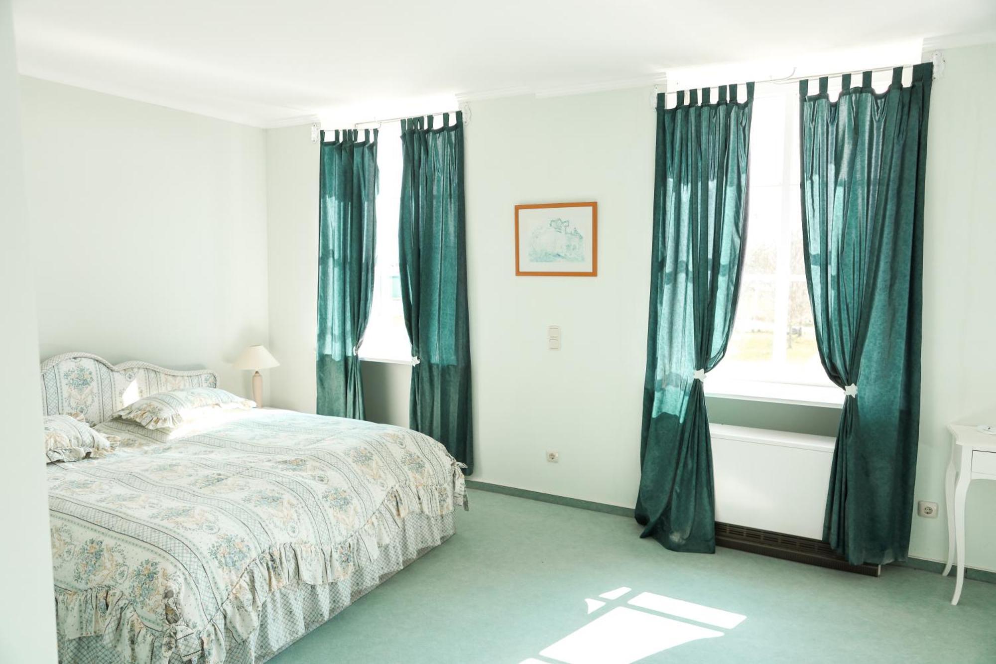 Boutique Hotel Gut Tribbevitz Neuenkirchen auf Rugen 外观 照片