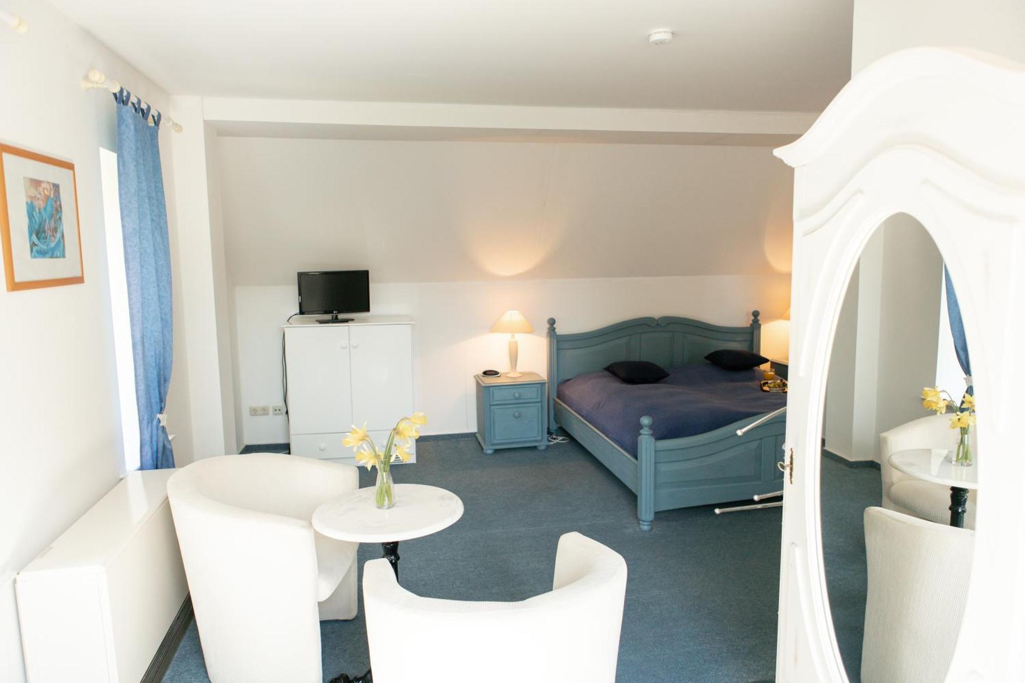 Boutique Hotel Gut Tribbevitz Neuenkirchen auf Rugen 外观 照片