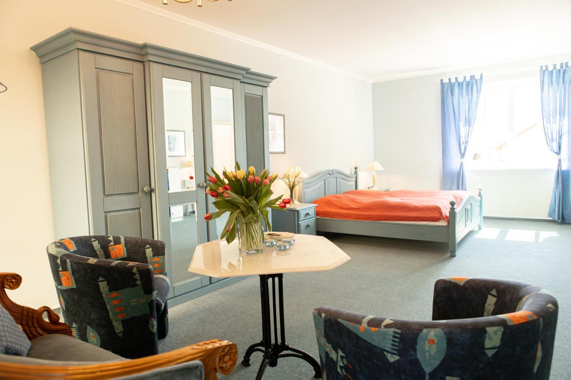 Boutique Hotel Gut Tribbevitz Neuenkirchen auf Rugen 外观 照片
