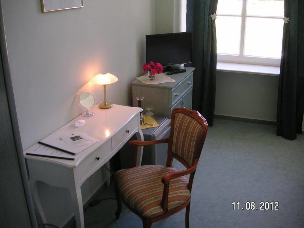 Boutique Hotel Gut Tribbevitz Neuenkirchen auf Rugen 外观 照片